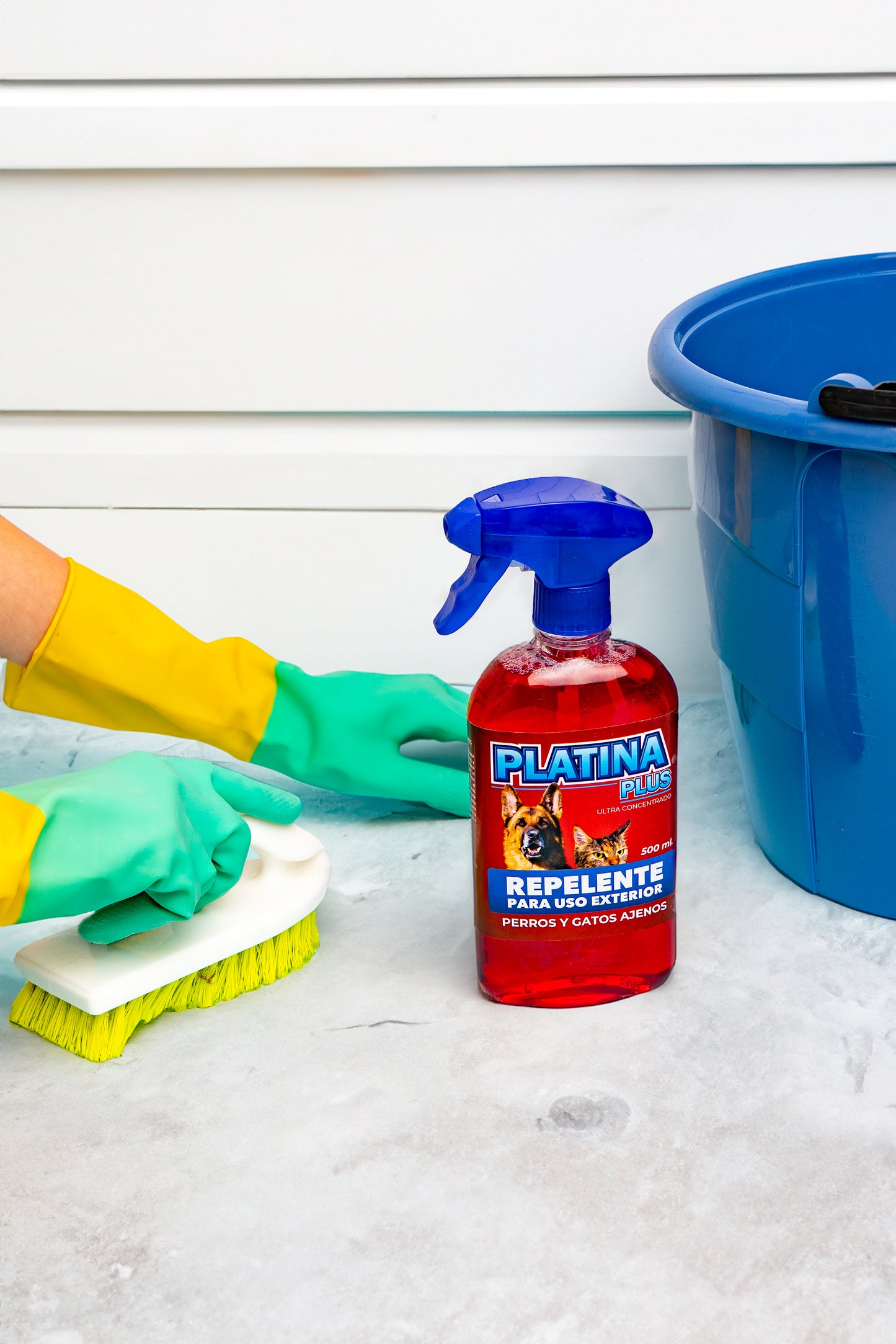 Repelente de Perros y Gatos Ajenos - Para Exteriores Protege tu hogar - Ultra Concentrado 500ml